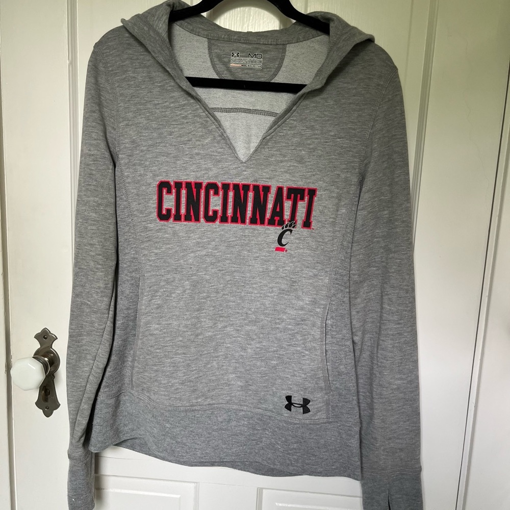 University of Cincinnati - Women’s Medium semi-fitted hooded sweatshirt